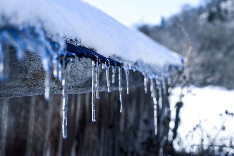 Zonnepanelen in de winter: wat leveren ze in december nog op?